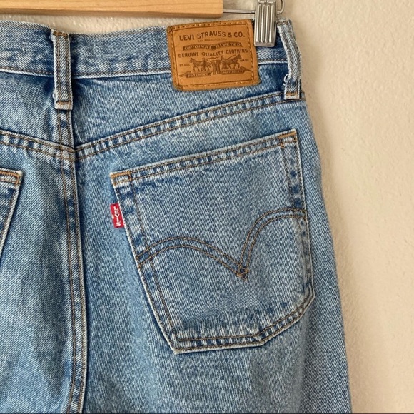 🌻Levi’s Icon wedgie jeans - Picture 3 of 7